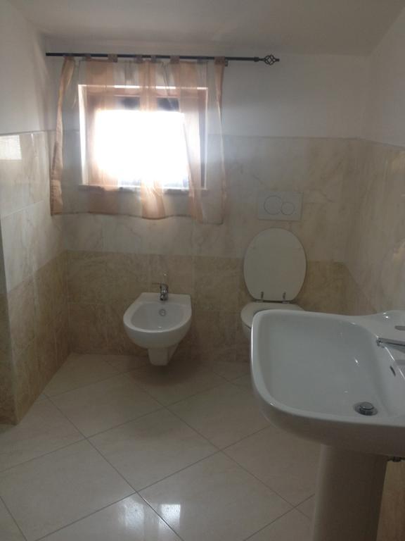 דירות Grottole Il Terrazzo Sul Basento מראה חיצוני תמונה